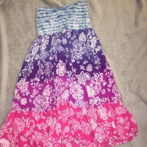 Sleeveless dress. Ombré with patterns